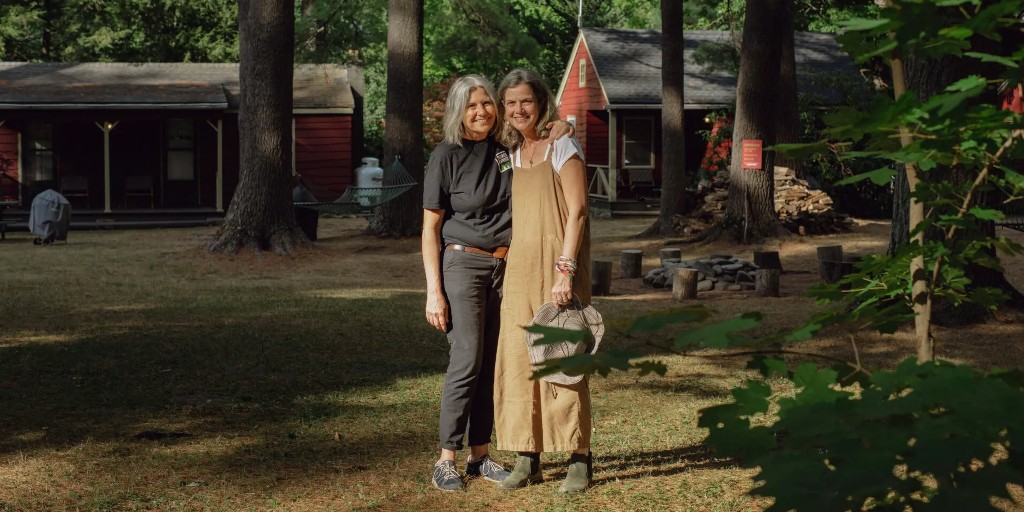 cityofberkley's tweet image. #FridayFeature #ResidentFeature Former Amici's Kitchen &amp;amp; Living Room owners, Maureen McNamara and Jennifer Stark, were featured in the @nytimes It’s Never Too Late series. Check out their story on how they opened an inn nestled in the Catskill Mountains: nyti.ms/3qxSFdE