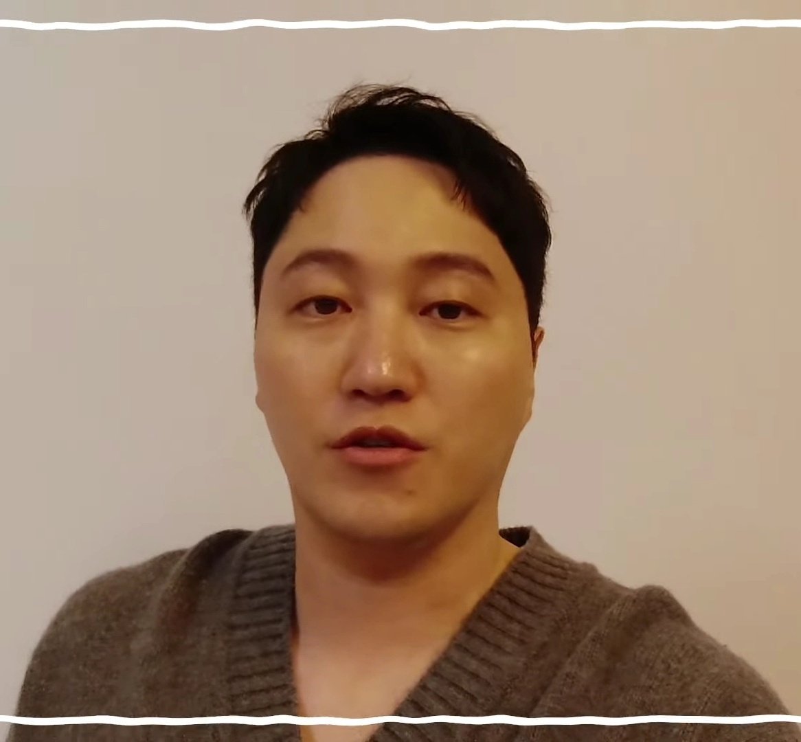 clover1530's tweet photo. 구성을 모르는 상황에도 블레가 기대되는 이유. 슬쩍슬쩍 보여준 블레에 담길 아조씨가 너무 이쁨. https://t.co/eM3oiPYUjl