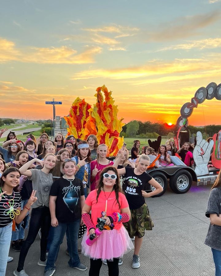 So much fun during spirit week. Cant wait for the dance tonight and then to cheer on the Pirates. #GMSpride #gmspirates