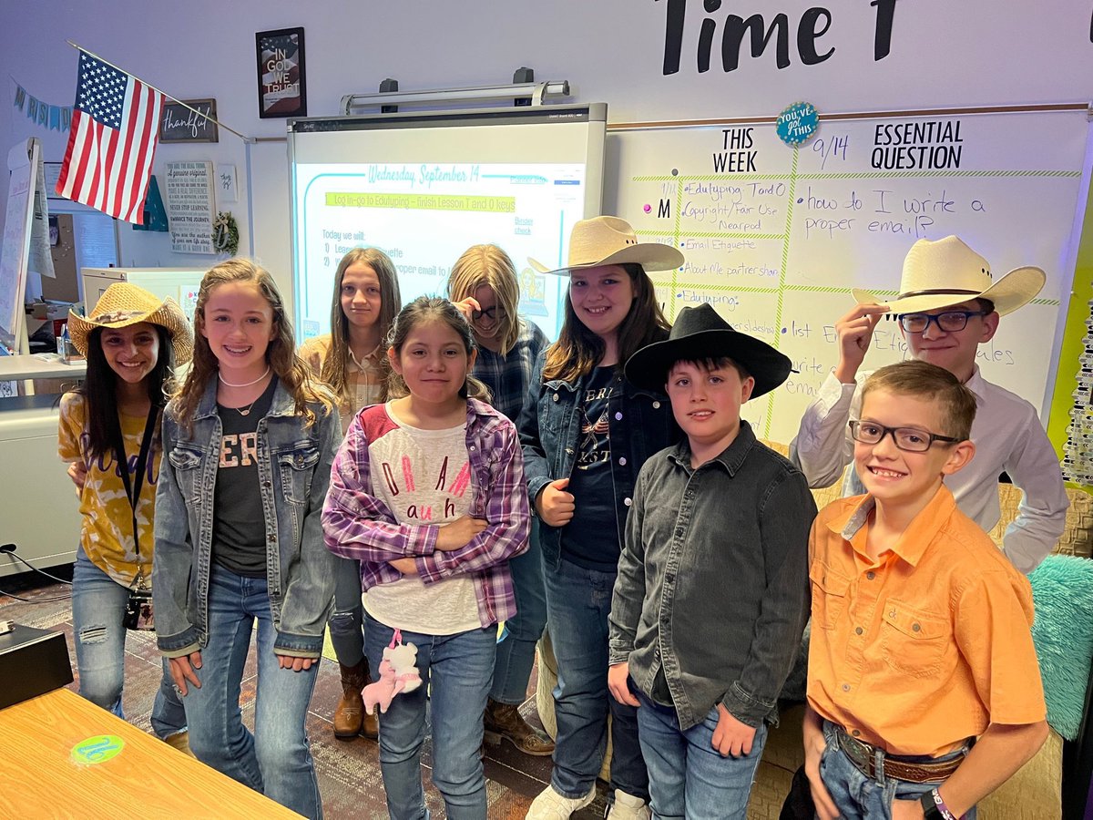 Granbury Middle School tweet media