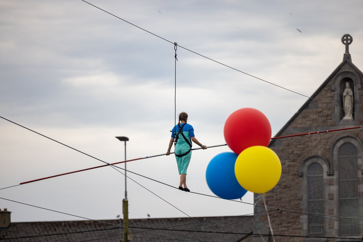 galwaycircus's tweet photo. Happy Funambulism Friday! Any excuse to share a few photos from #LifeLineGalway as part of @GalwayIntArts. Take us back! 😍Photos by Emilija Jefremova. https://t.co/rC7TNpzfs2