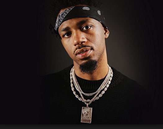 BeatStars's tweet photo. happy 29th birthday to the man who took the term “super producer” to a new level🎹

on behalf of the entire community, thank you for inspiring a whole generation of producers all over the world🤝

we hope you’re doing well, @MetroBoomin 🙏 https://t.co/RI8aY0wKXV