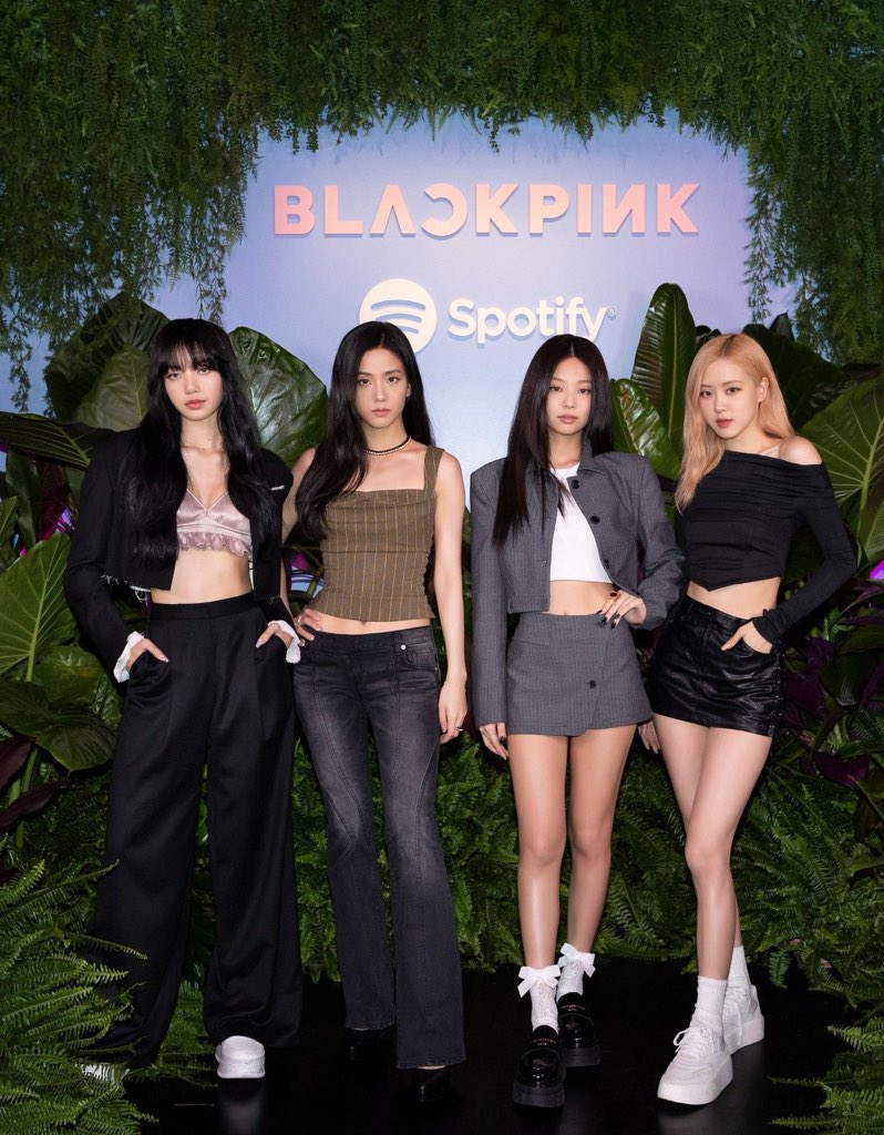 BP_CLIDE's tweet photo. 헉 컴백비주얼 https://t.co/GAWeYhs2EI
