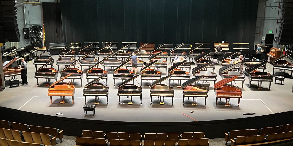 Steinways before finding a home 🎶