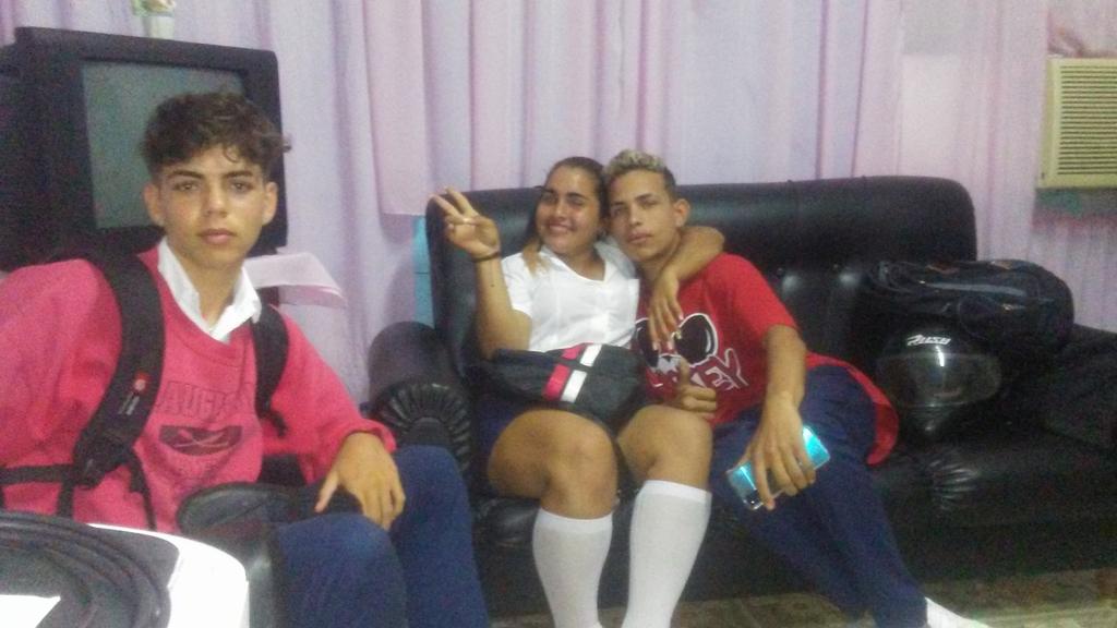 Nosotros votamos Si 
#Cuba #SanctiSpiritus #Referendo #TuVotoCuenta #CenCuba #códigosí