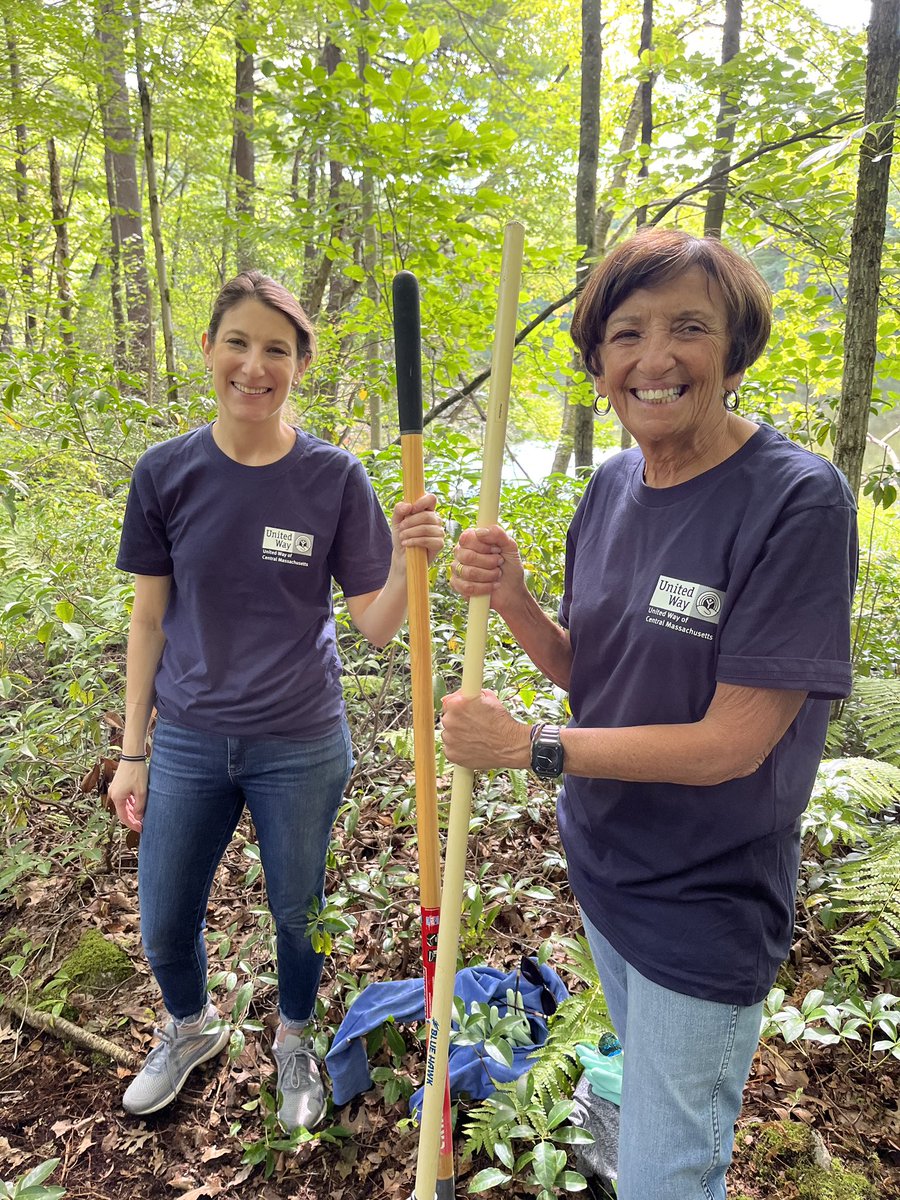 #tbt to last week! Thank you so much @IDI_Inc for joining us on @UnitedWayofCM #Dayofcaring 🤩 