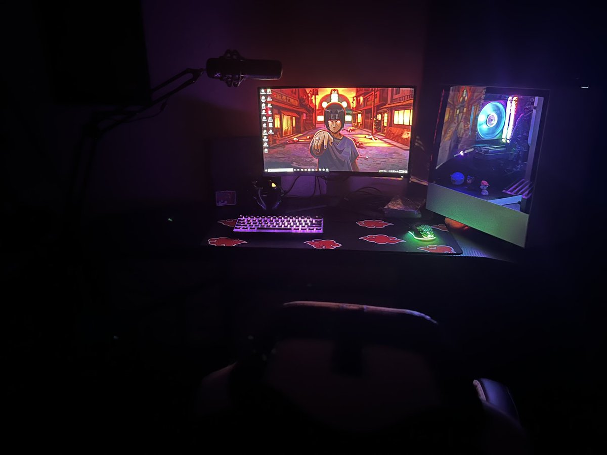 bxbykumo's tweet photo. i guess you can say i’m a little obsessed with itachi uchiha 😮‍💨 …  and yep i am now a pc playaaaaa https://t.co/6Yx9y4k3N1