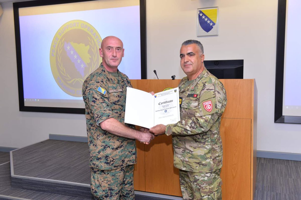 MouradTN216's tweet photo. Building Integrity for Non-Commissioned Officers, a #NATO approved course, was conducted from 12th to 16th September 2022 at Peace Support Operations Training Centre (#PSOTC) with participation of 8 countries including #Tunisia.
➡️https://t.co/iopPMgSuXZ https://t.co/fRaJGfEt0Z