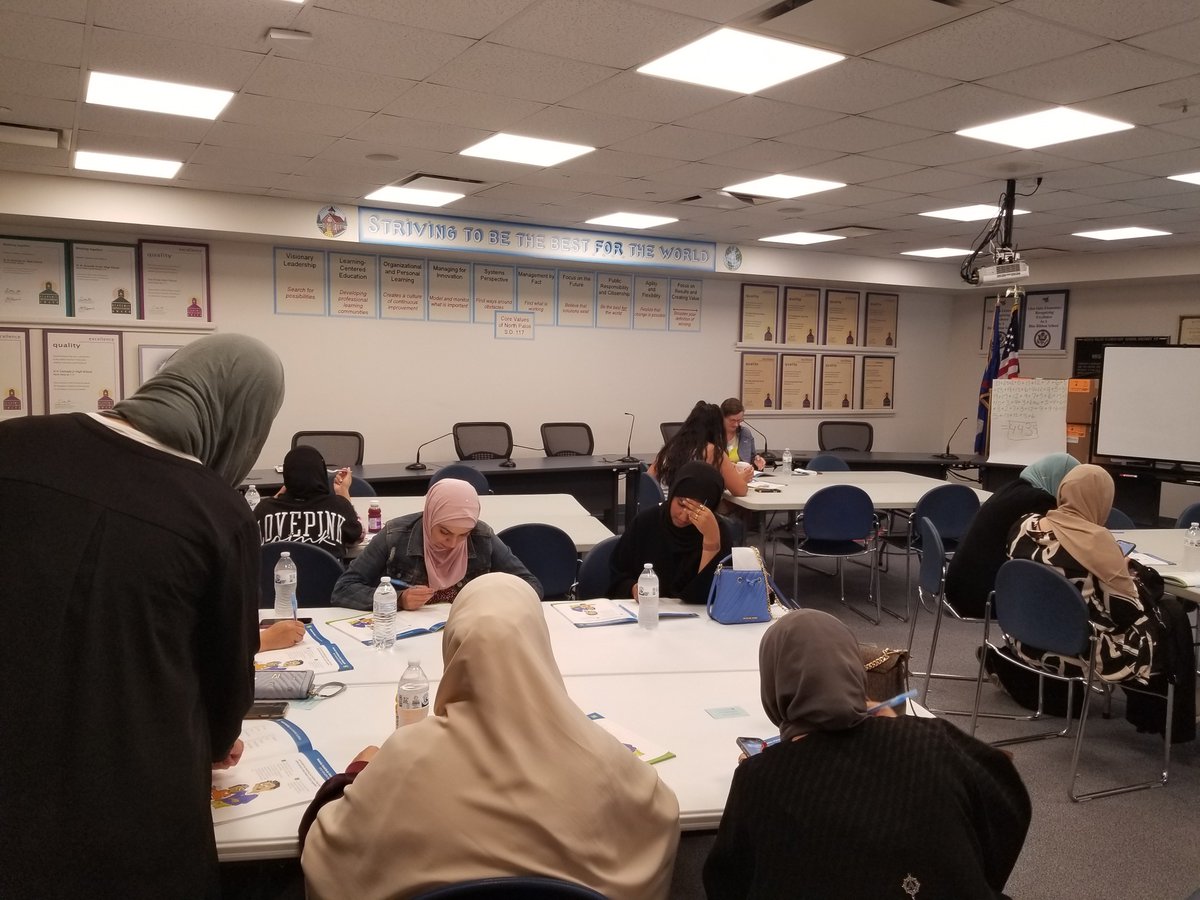 PPSNPD117's tweet photo. Our first @NorthPalosSD117   "Parenting Partners" of the year is underway!  Thank you to Erin Denny and the NPD117 Social Work staff and our district Parent Liaisons!!
@MajchrowiczAnna @ErendiraEvers @ZoubeidiManal @Prntng_Prtnrs @liaison https://t.co/1kTIfTlKwD