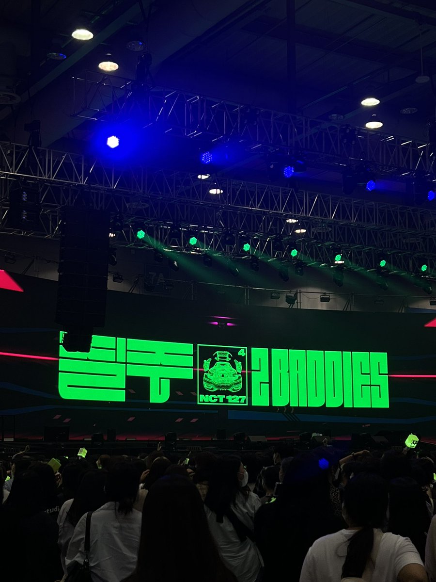 white_cloud209's tweet photo. 쇼케 넘 재밌당 .. https://t.co/rKezXlJTCP