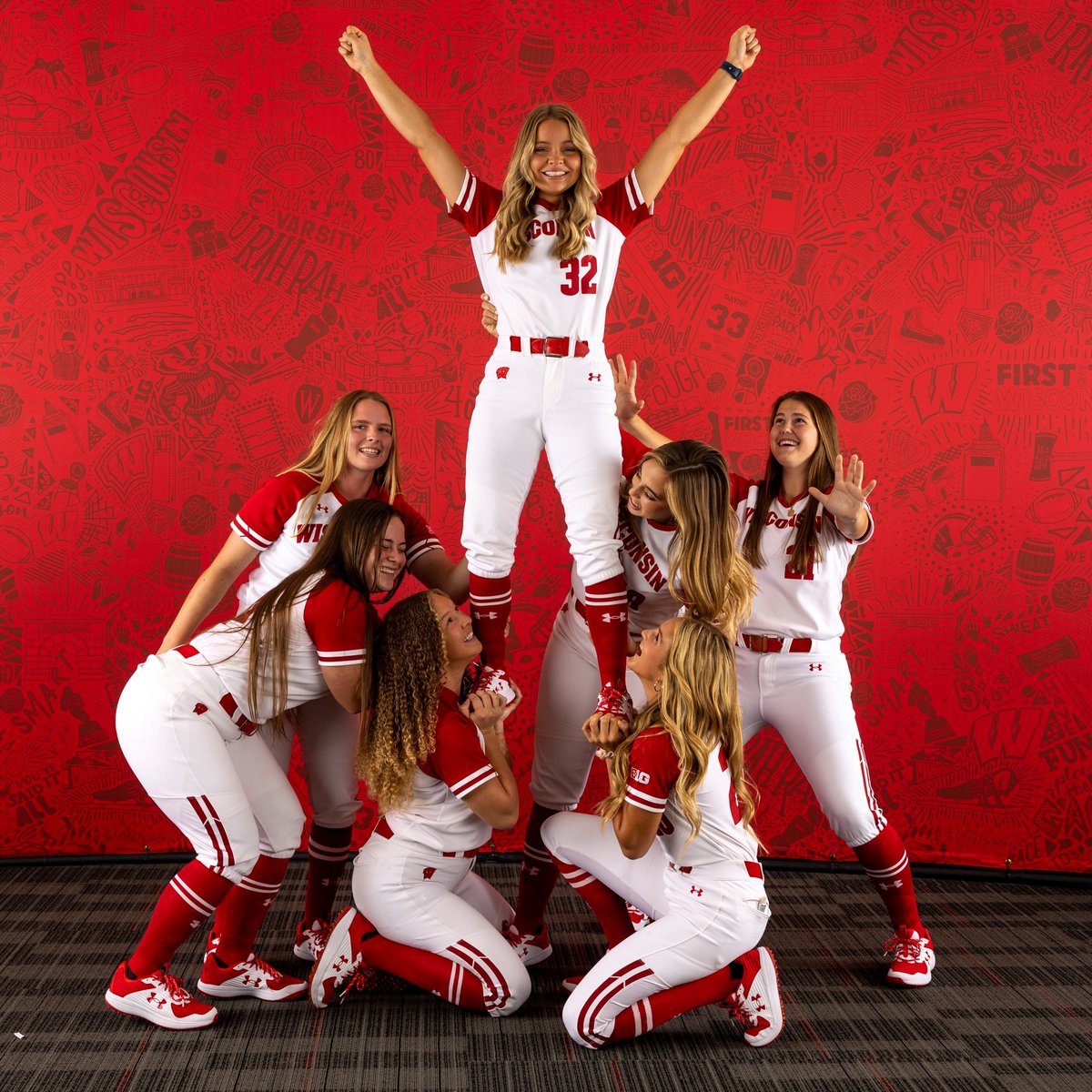 Wisconsin Softball tweet media