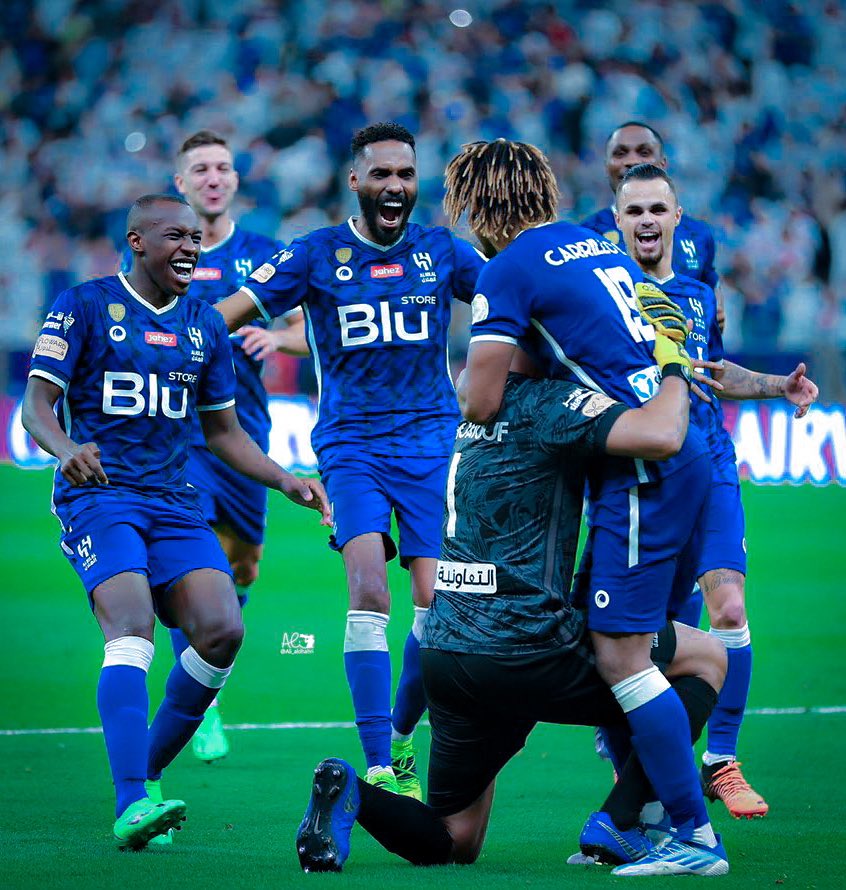 شوفته تأسر ويكمّل جمال المسا سعاده
بالتوفيق للحب وفالنا الفوز يارب💙