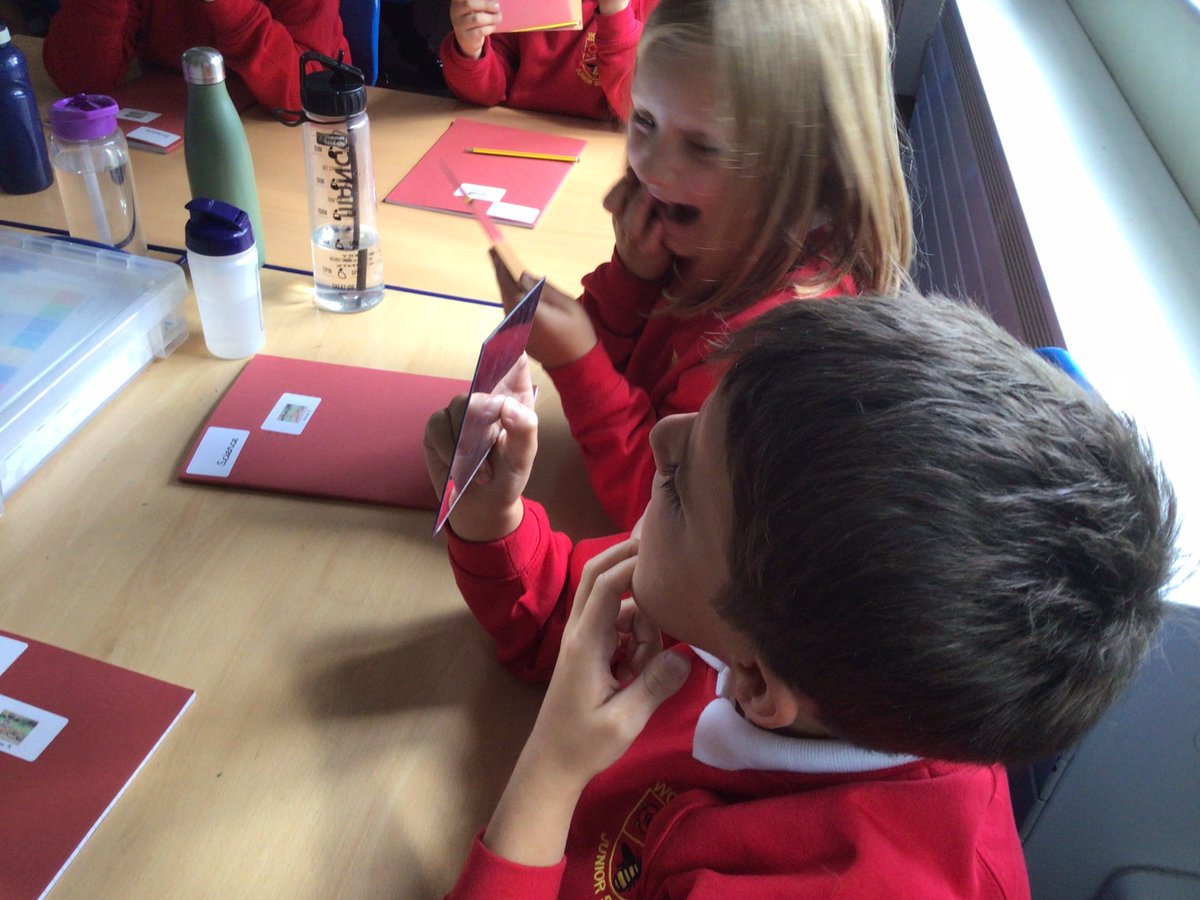 TigerClass1's tweet photo. Identifying our incisors, canines, pre-molars and molars ππ #ScienceWJS https://t.co/2k1kvTHFbU