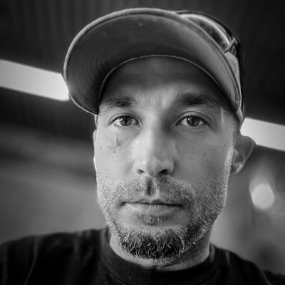 Livewire1083MA's tweet photo. #NewProfilePic https://t.co/ZhayDbJF8M
