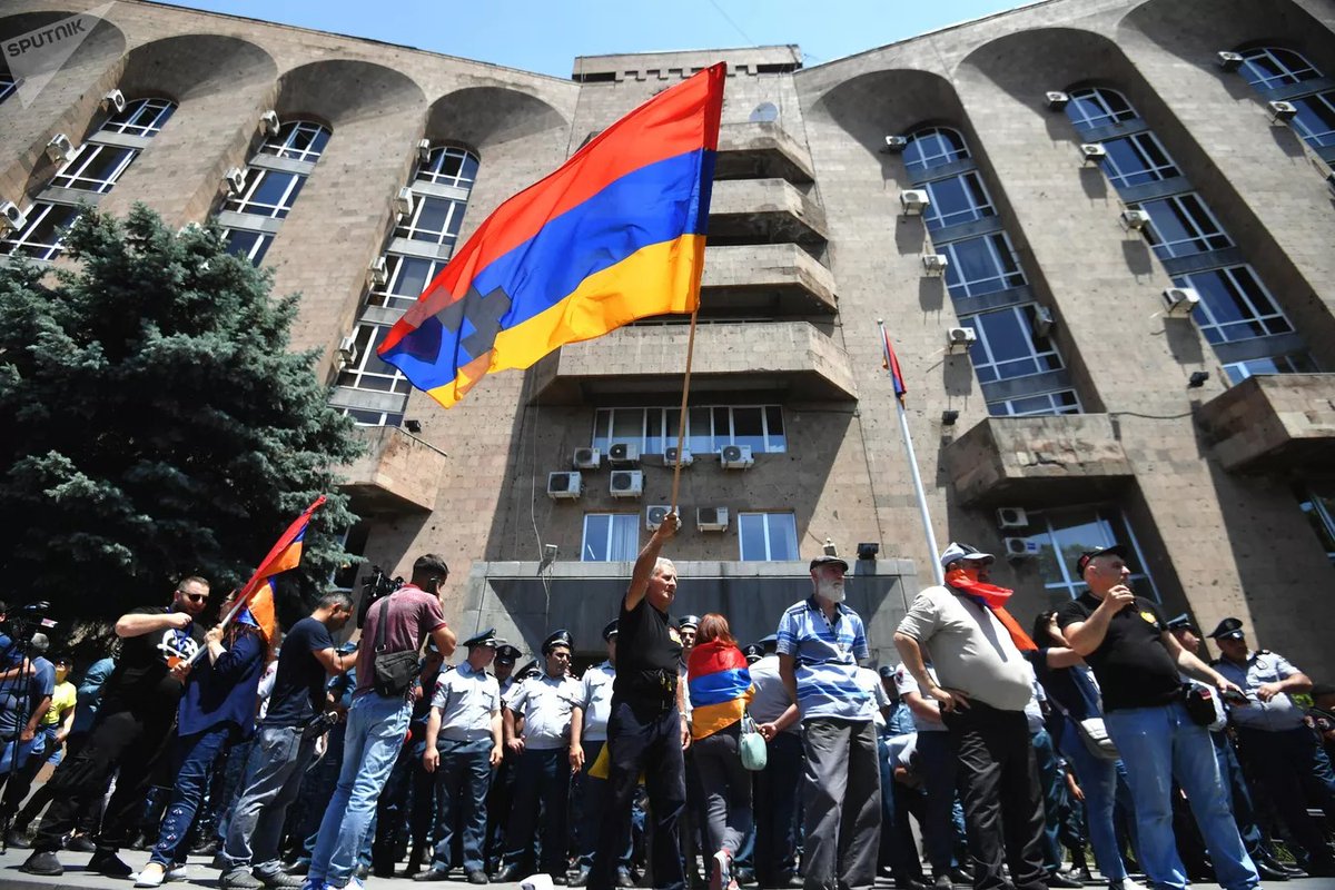 Антироссийские демонстрации в армении
