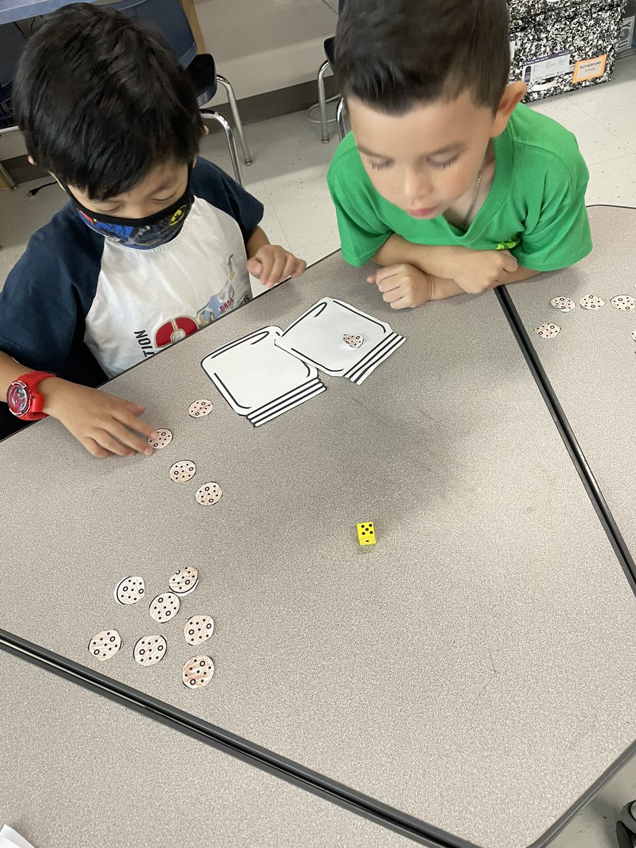 KayleaLong's tweet photo. Cookie jar story problems today! 🍪 #ruthes https://t.co/A7i7Jdttc9