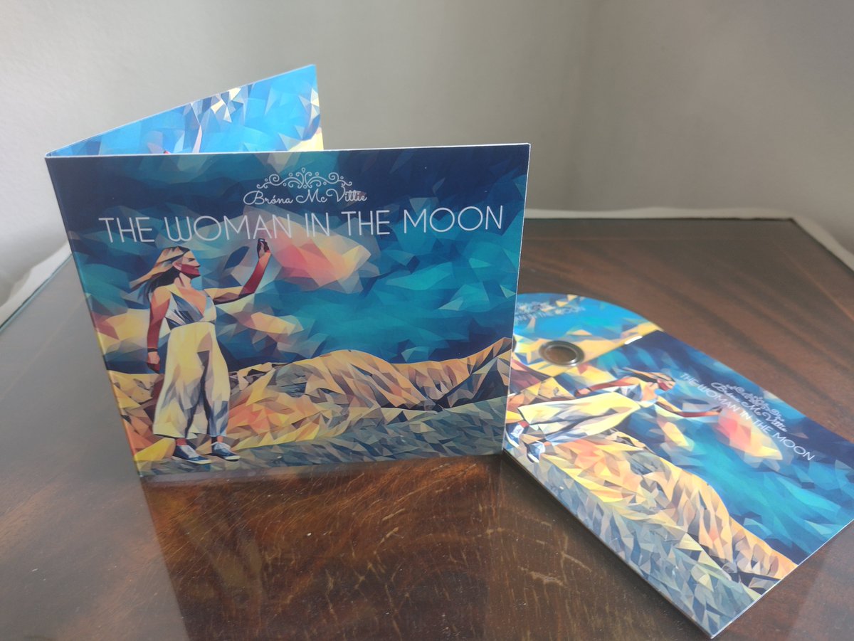 BronaMcVittie's tweet photo. Whoop! Happy Friday 😘 You can now pre-order my new album The Woman in the Moon
https://t.co/VSR07CVHeA
#cosmicfolk #new #album #eerie #electronic #folk Featuring a host of amazing musical contributors @OliHayhurst @myles_cochran @H_Demouilpied #richardcurran #mariusrodrigues https://t.co/guDVDoO54c