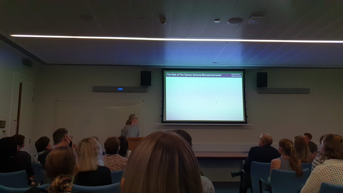 Midwood DPhil students were in action at the <a href="/KirOxford/">Kennedy Institute of Rheumatology</a>
 Student Symposium this week!
<a href="/jbrcad/">Jean-Baptiste Richard</a> <a href="/Lib_Jennings/">Libby Jennings</a> @mies_linda <a href="/ZofiaVaryova/">Zofia Varyova</a> presenting their research projects and enjoying two days hearing about the exciting research taking place in the Institute