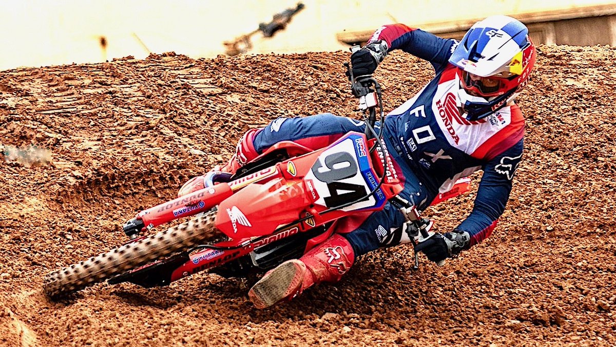 MotocrossNews's tweet photo. HONDA’S OFFICIAL RESPONSE TO KEN ROCZEN’S DEPARTURE FROM TEAM HONDA https://t.co/jbnsAEkBhI https://t.co/EeR8vJF29Q