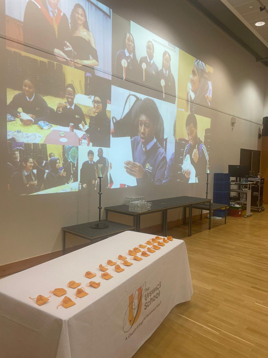 Last night we welcomed parents and their children in Year 11 to plan for GCSE success. Leading Learners, who are already achieving five or more GCSE grades at 5 or above were presented with a special tie pin. The rest of the year group can also become leading learners!