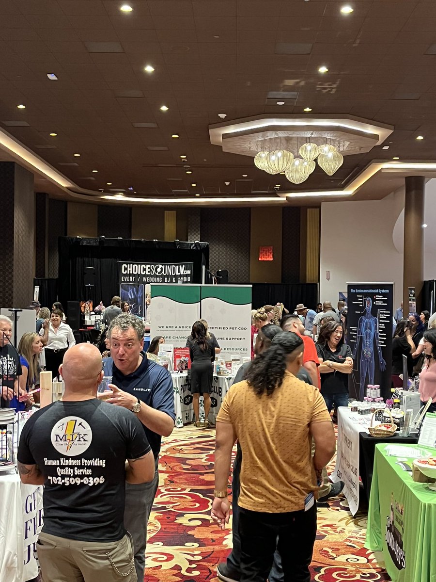 Albertson4Judge's tweet photo. I had a great time talking to 50+ local business owners at the #supportlocalLV event yesterday. Thx 4 the invite Heather! @YourFinancePar1 @UNEQsani @petclub247 @AceFair @Raiders @lasvegasgolden4 @GoldenKnights @LVAces @hyperadventures @Melaleuca #localbusiness @LasVegasLocally https://t.co/9dYjJMshLm