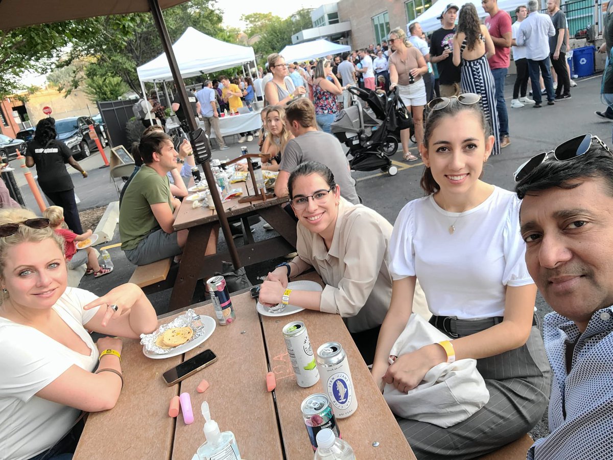 DipaloVentures's tweet photo. They say Friday nights are fun, but each day is fun in VC World! Great seeing some familiar happy faces :)
#mHUBBBQ #BBQparty #thursdayvibes #vclife #dipaloventures #hardtechvc #hardware #teamdv #walela #ascentintegratedtech https://t.co/LghtGKYT22