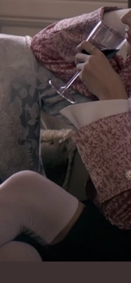 larkoxsha's tweet photo. @CelticBrain @KINGDOM_GFent Yes yes many thoughts. He’s wearing shorts with knee high stockings I’m gonna scream
#HOK5_VisualFilm
#KINGDOM #킹덤 @KINGDOM_GFent https://t.co/3HmS8eYy74