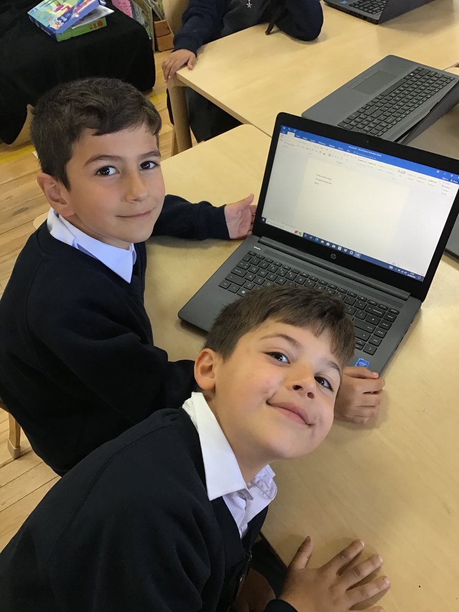 SmithdownPrimY2's tweet photo. 2GH loved using our new laptops today. We typed our names, investigated what caps lock and space bar do and had a go at some super sentences too. #smithdowncomp #smithdowncomputing https://t.co/Vjt90Lnoh9