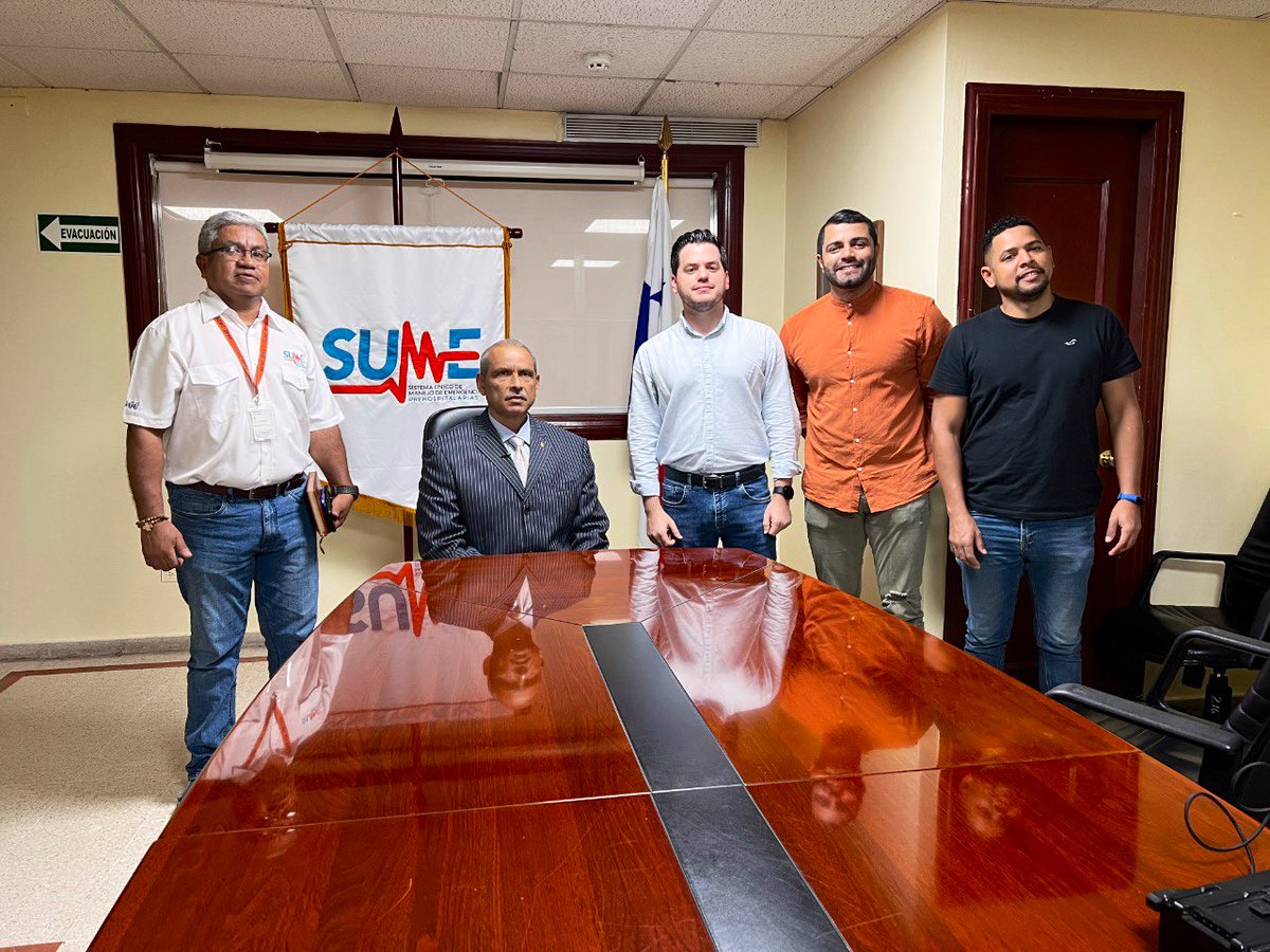 SUME911's tweet photo. Hoy se realizó grabación de contenido con el Director Ejecutivo, Ing. Bernabé Pérez, en proyección para la Teletón 20-30 2022. https://t.co/dsUSkqJvZu