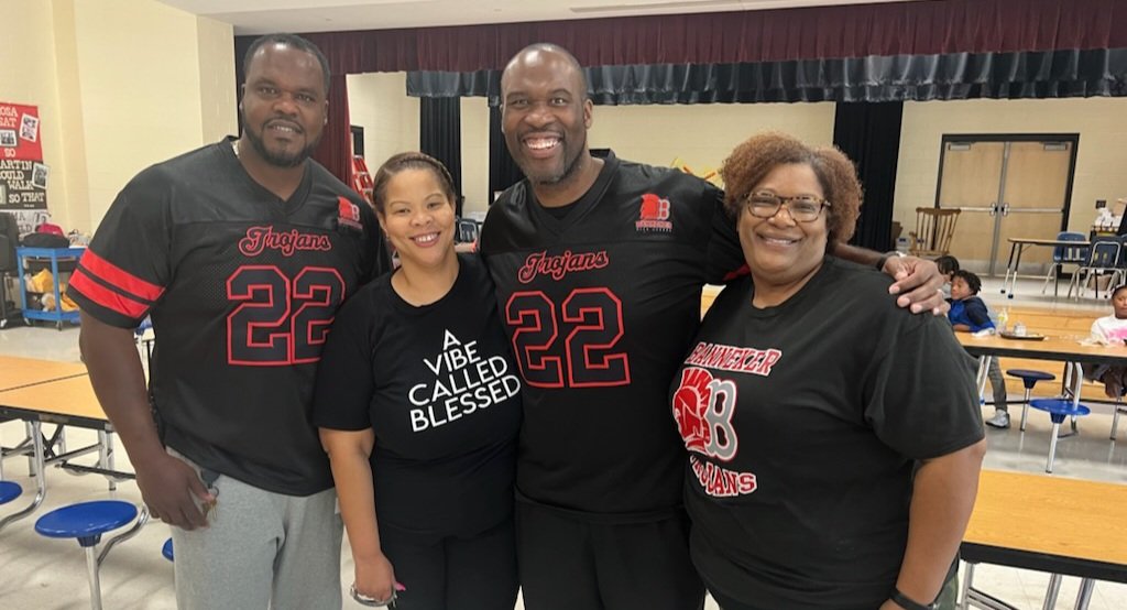 jasonjstamper's tweet photo. Happening now! @Banneker_HS kicking off cluster night early at @FeldwoodES Zone 1...lets get it!!! B-Town...YOU KNOW!!! https://t.co/WUSCxCerSS