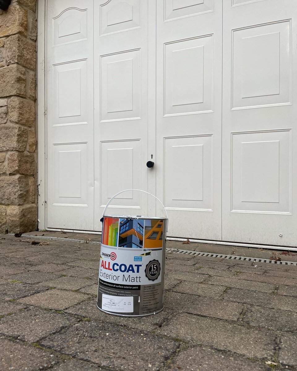 ZinsserUK's tweet photo. 'Zinsser AllCoat - say no more' 💪
Refresh all outdoor surfaces including garages, doors and windows with AllCoat Exterior Matt.
https://t.co/2BNz3avEkK
📸: @hjhbrushstrokes
#allcoat #exterior https://t.co/Ng5WGhyhmD