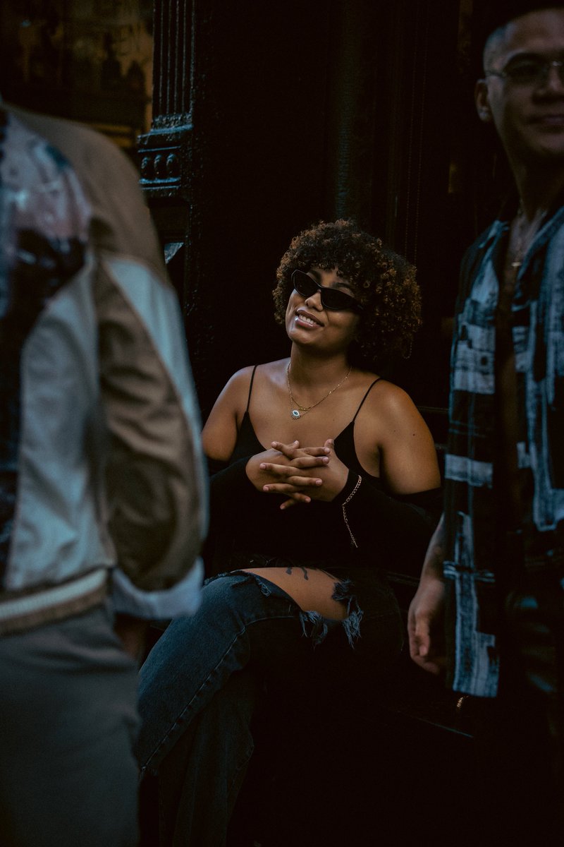 ClydesCamera's tweet photo. Mel #soho #photoshoot https://t.co/aUTAd22LYy