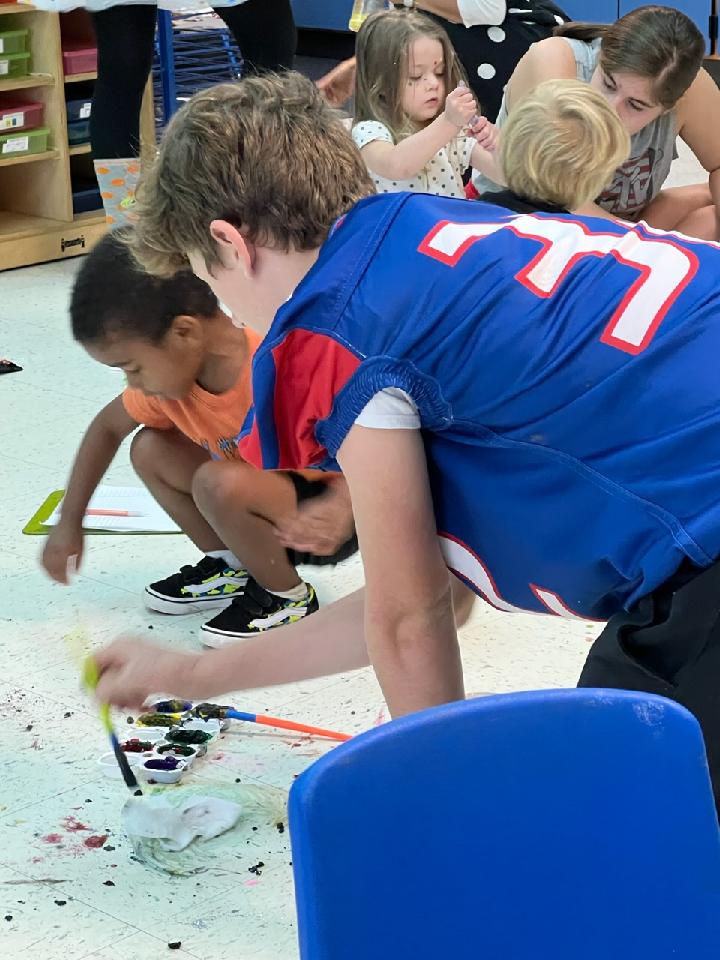 We are so thankful for the Early Childhood Teacher's Aid program students <a href="/fssdFMS/">Freedom Middle</a> ! These students work so well with our WeeMAC Preschool and PreK friends. They are great role models!