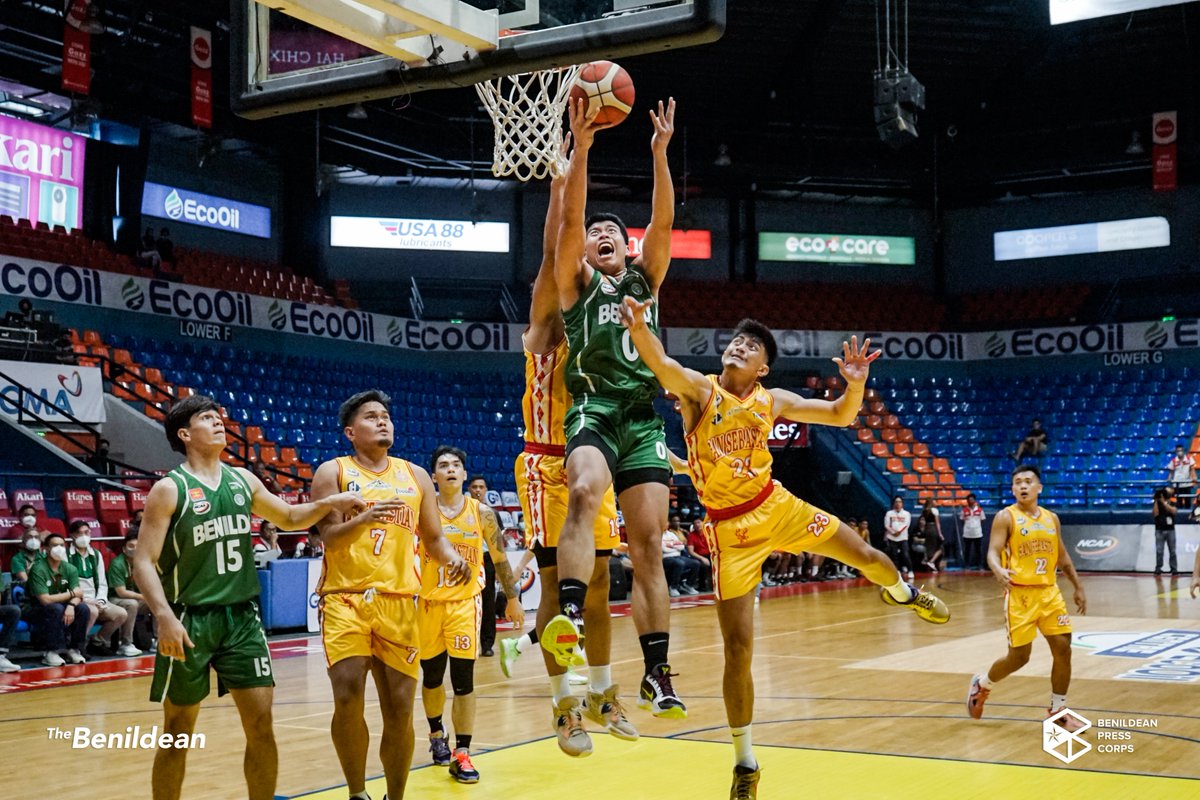TheBenildean's tweet photo. The #BenildeBlazers defeated the San Sebastian Stags, 100-94, extending their early season winning streak in men's basketball in the #NCAASeason98 tournament earlier today, Sept. 16, at the FilOil EcoOil Center.

Caption by Anna Laganzon
Photos by Kevin Sembrano https://t.co/XuW4bcNCyY