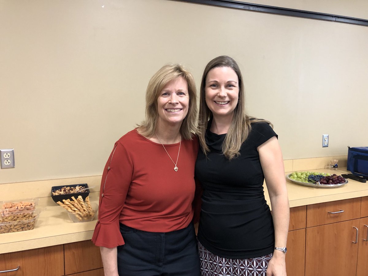 MiamiUNutrition's tweet photo. American Dairy Assoc Mideast sponsored GCDA meeting - VP Nutrition Affairs Karen Bakies highlighted dairy nutrient composition and Janine Faber showcased food photography in her nutrition practice. Both are Miami Alumni! ⁦@EatRightCincy⁩ https://t.co/1Jm2wLc7L5
