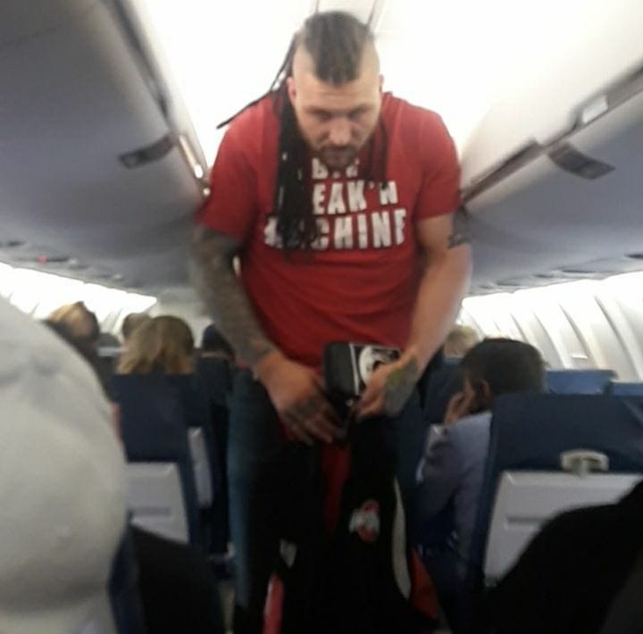 "Shut up, you."

📸 <a href="/Nakita_Niles/">𝙉𝘼𝙆𝙄𝙏𝘼 𝙉𝙄𝙇𝙀𝙎! #BreakTheCycle</a>