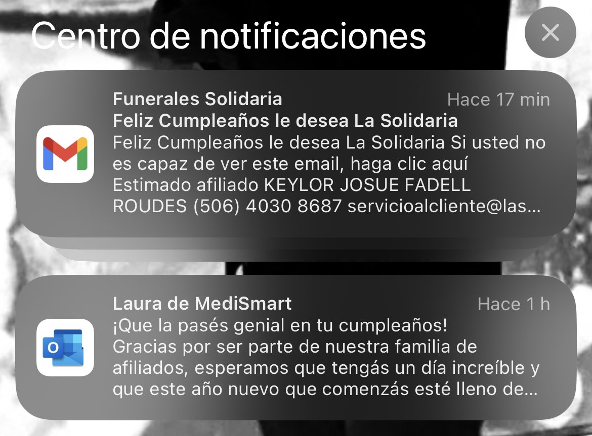 Lo suficientemente viejo para que la funeraria y MediSmart me feliciten en mi cumpleaños.