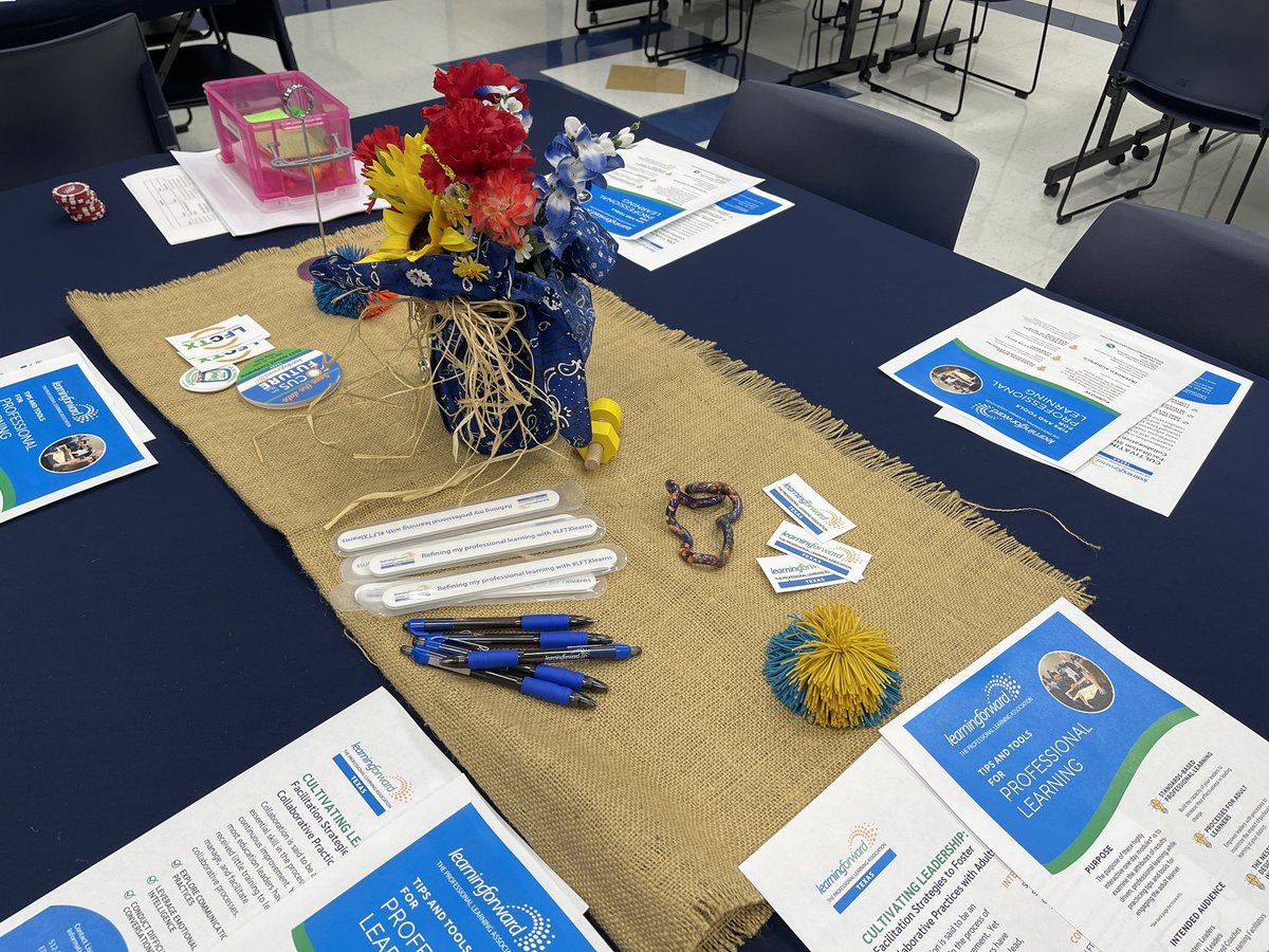 LearnTexas's tweet photo. Getting ready to connect with new colleagues and friends! Launch day of LFCTX- Learning Forward Central Texas #lftxlearns #LFCTX https://t.co/DXSCIEnyRa