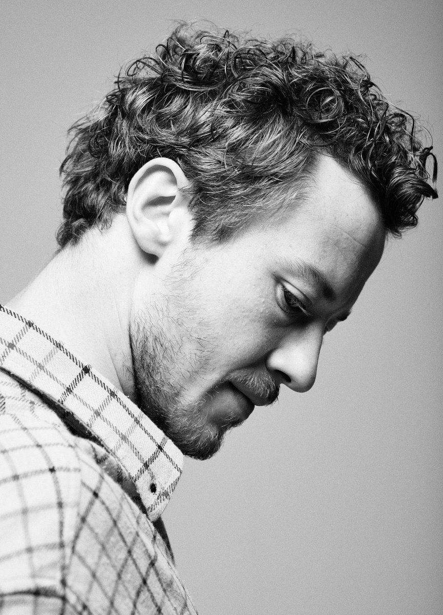 elcultoquinn's tweet photo. 📢⚠️Nuevas Fotos de Joseph para SID Magazine 😍✨ 📸fotógrafo: Ollo Weguelin
Admiremos lo guapísimo que es!!
contanos cual es tu favorita porque nosotras no podemos elegir 🤭

#JosephQuinn #Sidmagazine
#ElCultoQuinn https://t.co/UuJokLHOij