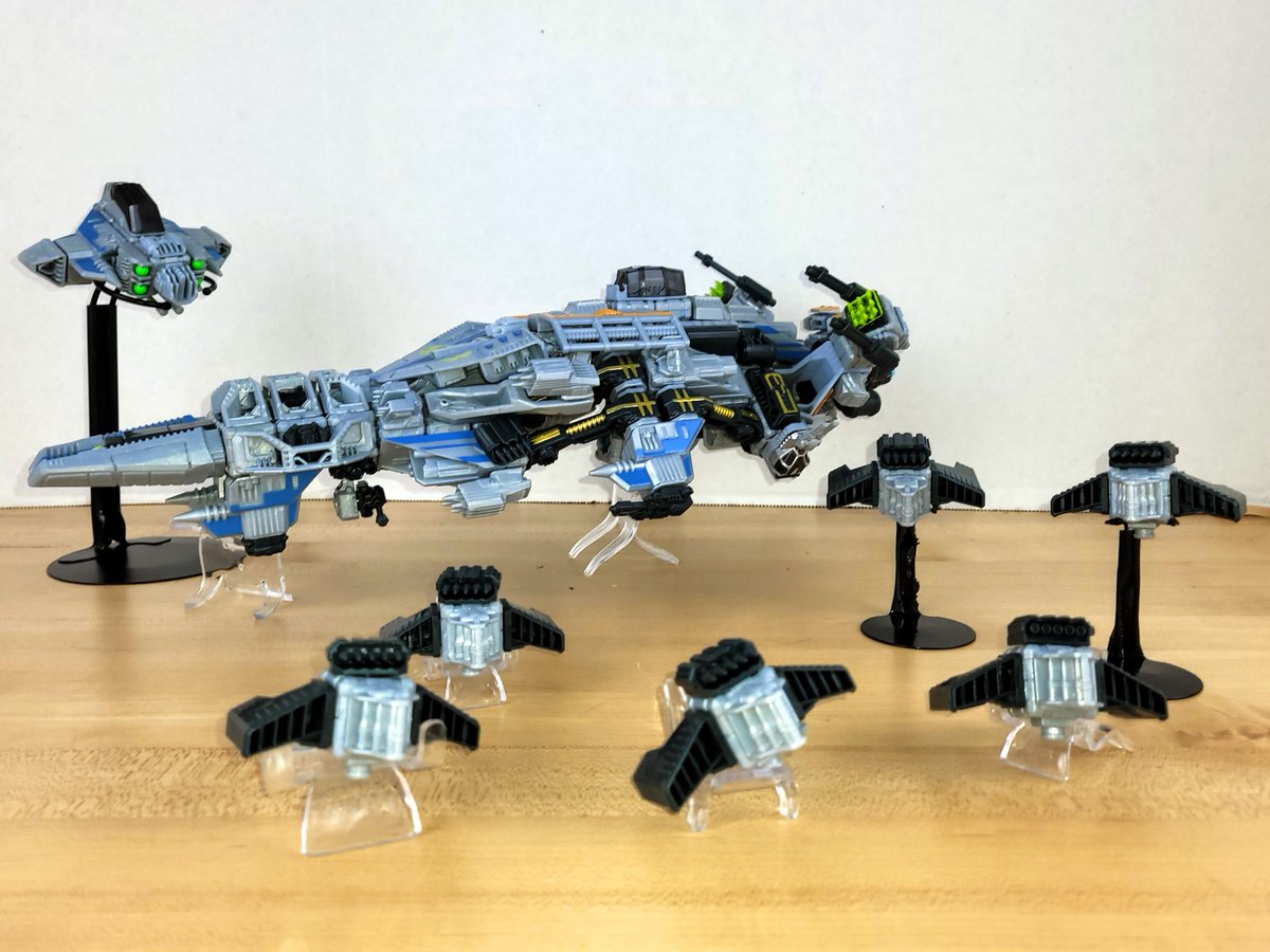 SnaapToys's tweet photo. Photos for this build came out a little dark. One of my main goals with this build was to find a use for all those extra Falx wings laying around and this was a semi-successful attempt. Still having trouble integrating them into capital ships. @snapships #MOC #Lego #snaptember https://t.co/kO8CCfTBra
