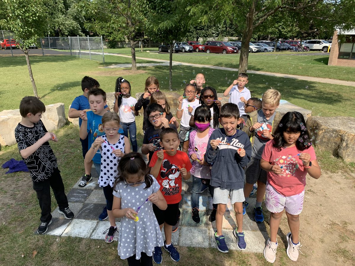 D61Becker's tweet photo. Dot Day was dots of fun! Thank you, Ms. Misiora!!!! @d61misiora #beckerbunch https://t.co/hRrRJSWkjC