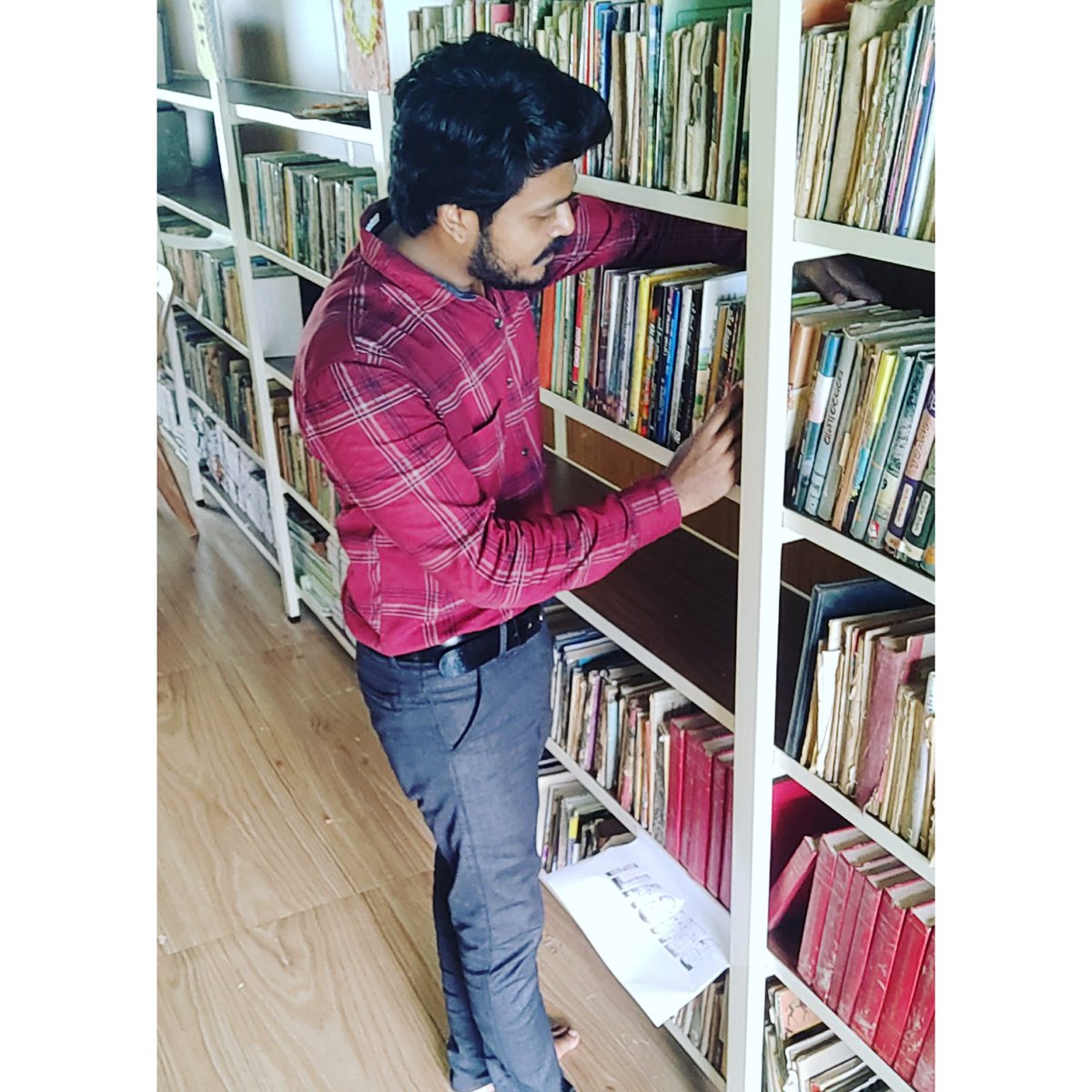 KamalLochanPa13's tweet photo. #Library_time https://t.co/ClLEQw2b68