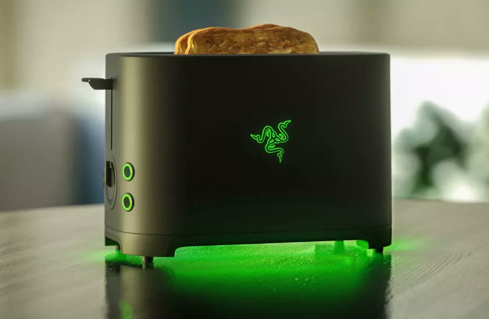 lilifoxUwU's tweet photo. Anyone remember the Razer Toaster? @Razer I still think we should still get it #Razer #RazerToaster https://t.co/6r7HNQKOQt