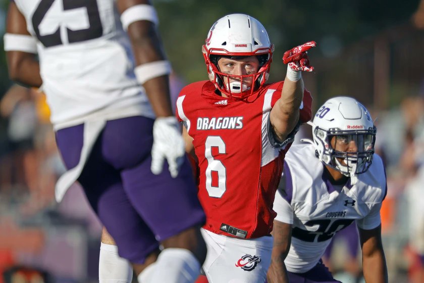 'He cares': #MSUMDragons WR Gage Florence off to fast start with MSUM set to host No. 13 Augustana #NSIC <a href="/msum_football/">MSUM Dragon Football</a> <a href="/inforum/">InForum</a> inforum.com/sports/college…