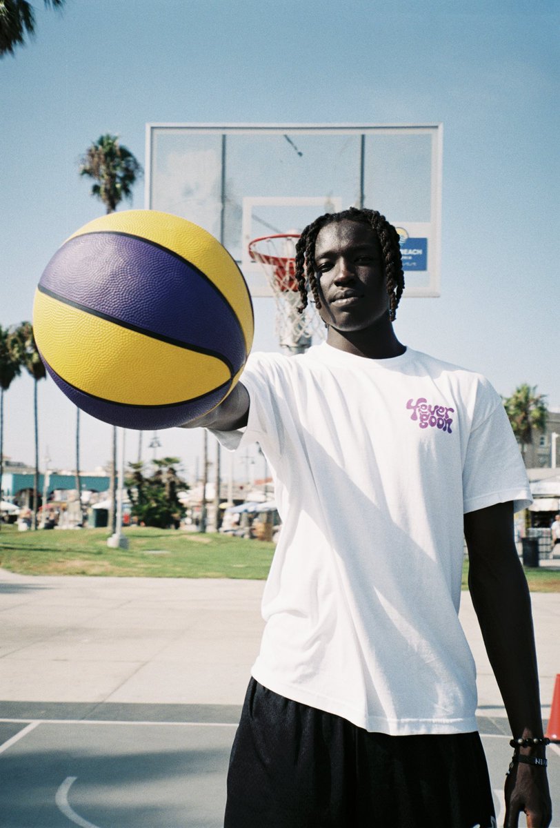 4EVERGOON tweet media