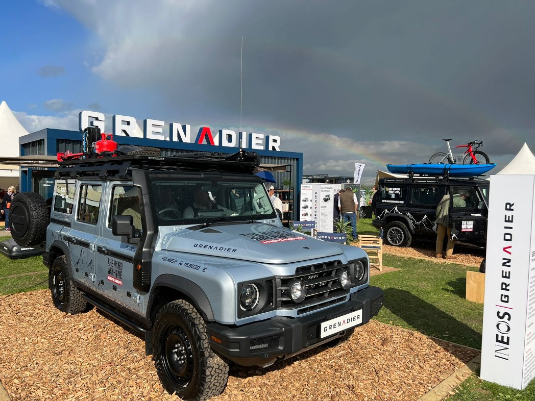 PFPR_Comms's tweet photo. Splendid first day supporting #INEOSGrenadier @GoodwoodRevival. 

#GoodwoodRevival #ReviveAndThrive  #BuiltOnPurpose #Belstaff #autoindustry #publicrelations https://t.co/JfIkUVTj1U