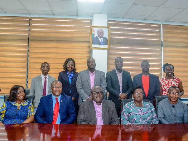 uesdgh's tweet photo. The Vice-Chancellor of UESD, Prof. Eric Nyarko-Sampson and his team have called on management of the Petroleum Commission to strike a partnership with members. 
#UESDPC22 
#UESD22 
#HOPE22 https://t.co/IbX21jxHTF