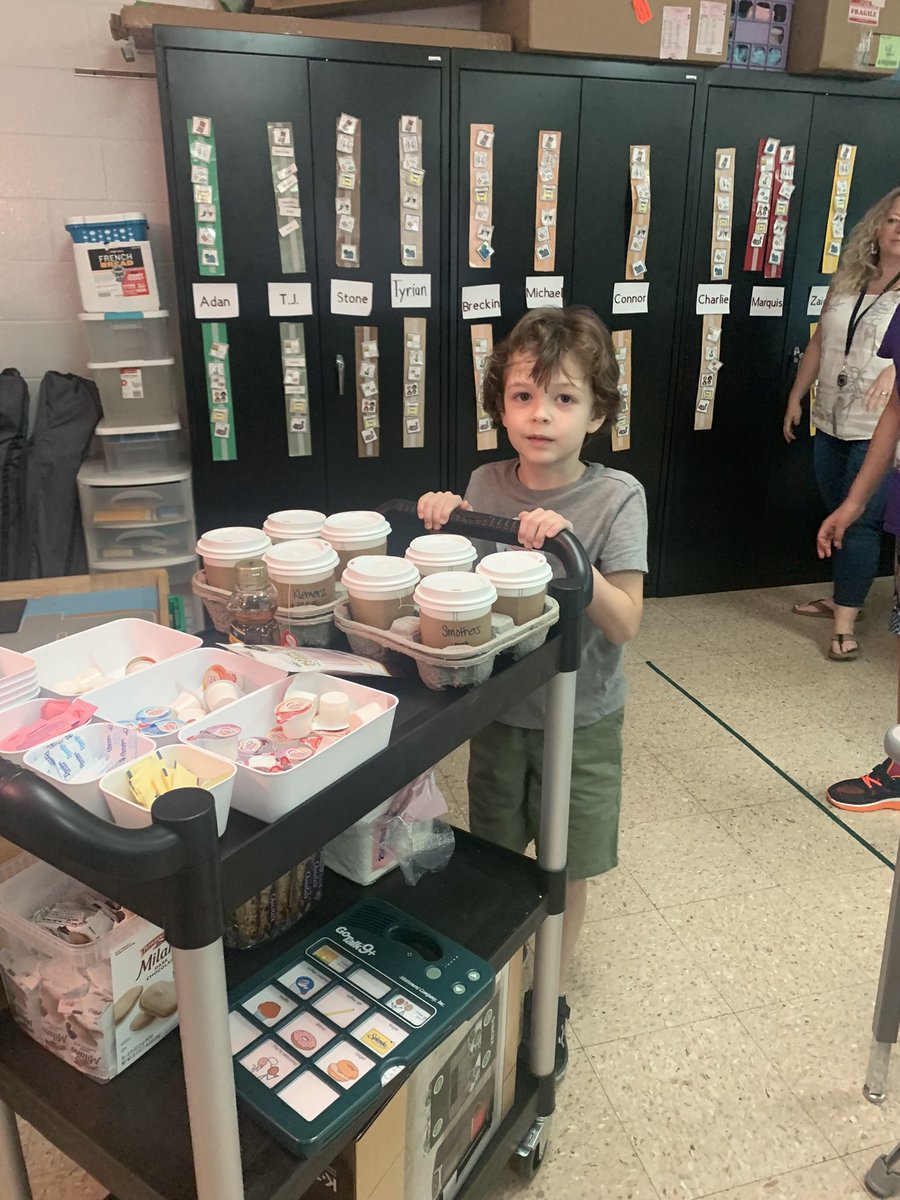 ColpoAmanda's tweet photo. It’s Friday and that means it’s Coffee Cart Day at Norton!! @NortonPrincipal @JCPSSuper @JCPSAsstSuptES3 @JCPS_ECE #coffeecartfridays https://t.co/tsBLhzbPUB