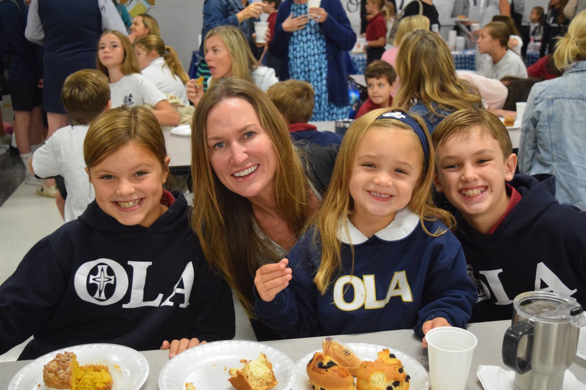 OLASchoolATL's tweet photo. Muffins with Mom/Special Friend, Day 2. Thanks again to our wonderful volunteers. We ❤️ all our Mom's and Special Friend's! https://t.co/epqH5Enppo