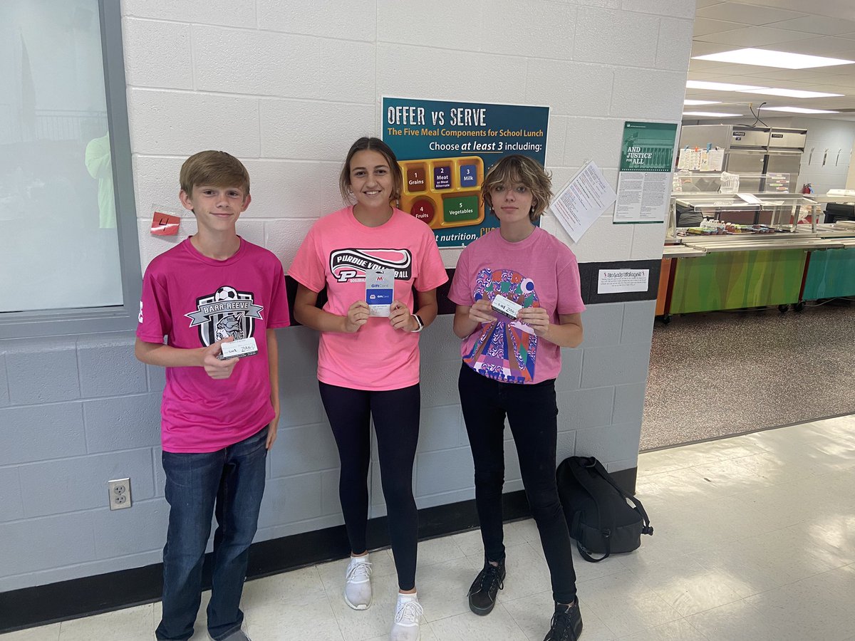 fca_br's tweet photo. They’ve got spirit! Yes, they do. They’ve got spirit. How ‘bout you?

Our spirit day winners to support the Girls’ golf team as they hit the links to win a Sectional title tomorrow. @BR_Schools @BarrReeveSports @BarrReeveGolf https://t.co/XNhU2RVkAB